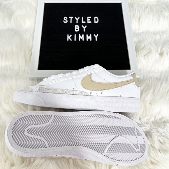 Nike Blazer Low 77 Vintage Sneakers Shoes New Shoe - Picture 2 of 6